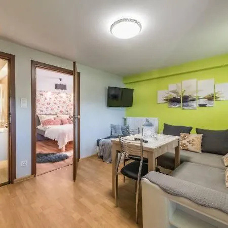 I Nad Sola Apartman *